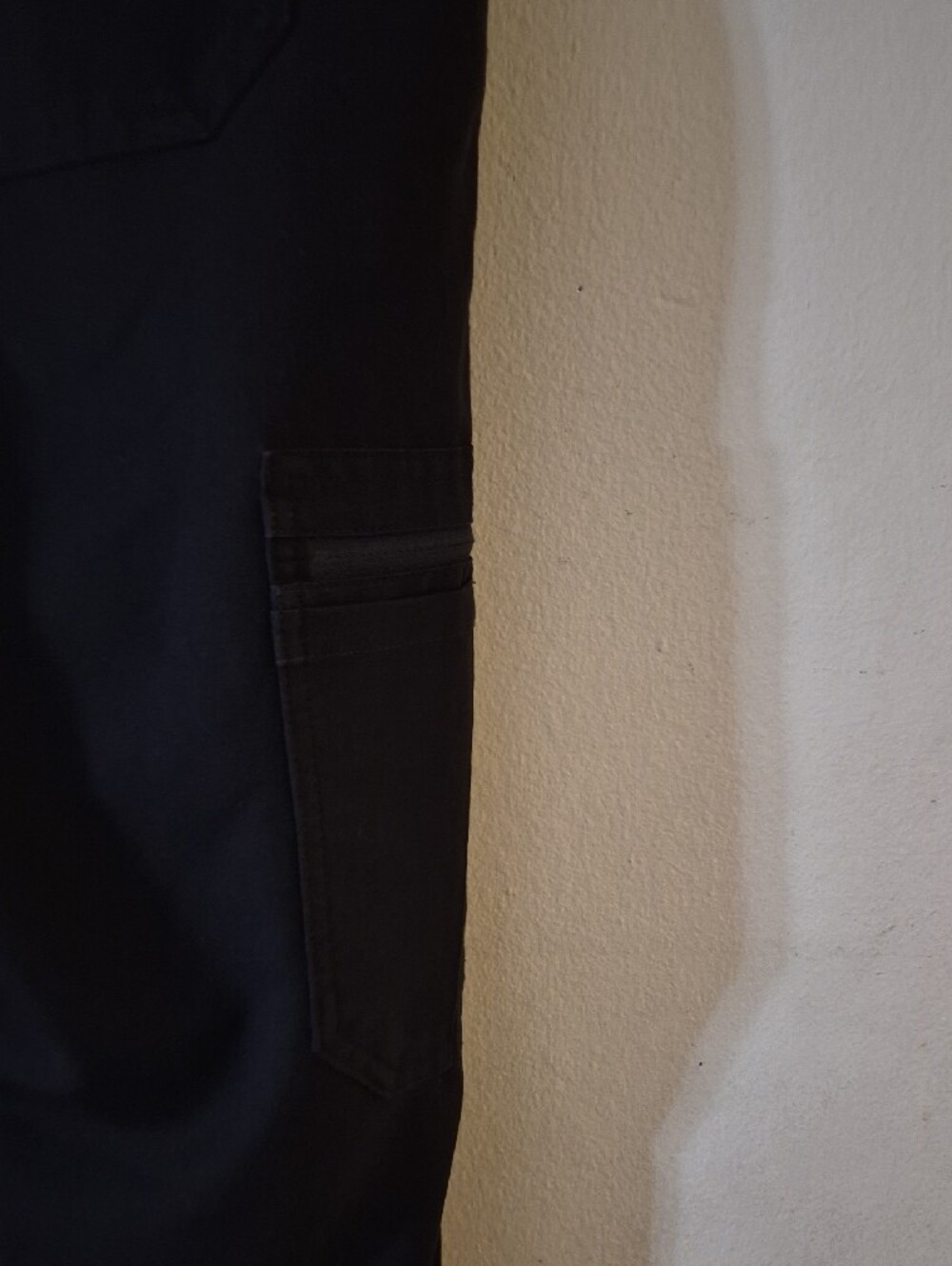 Figs  Technical  Collection Women's Black Straight Leg Cargo Pants - Picture 11 of 15